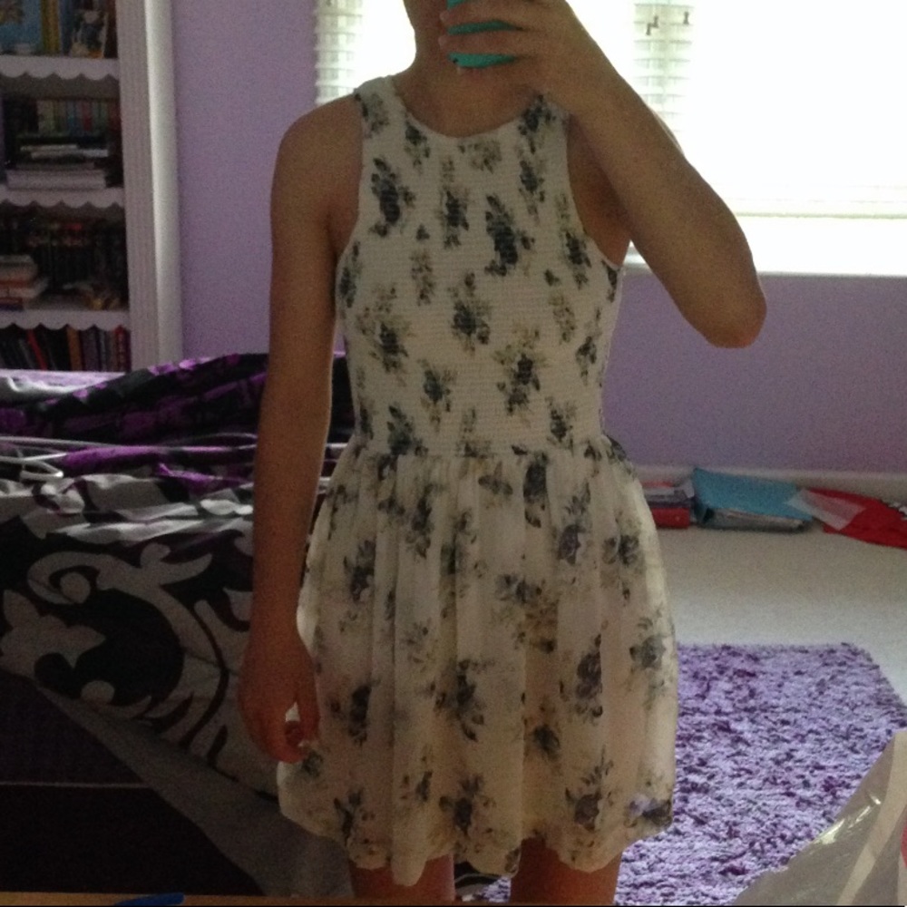 Urban Outfitters floral Summer Dress XS